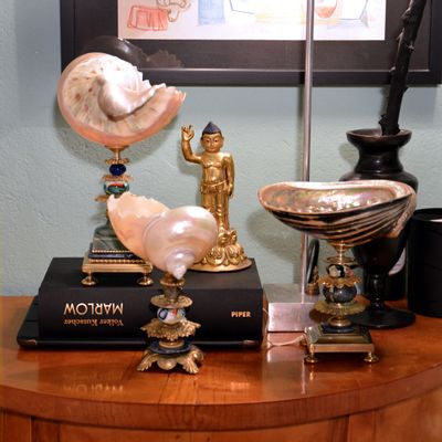 Decorative objects - marmoratus shell, muranoglass pearl - DUPONT BERLIN