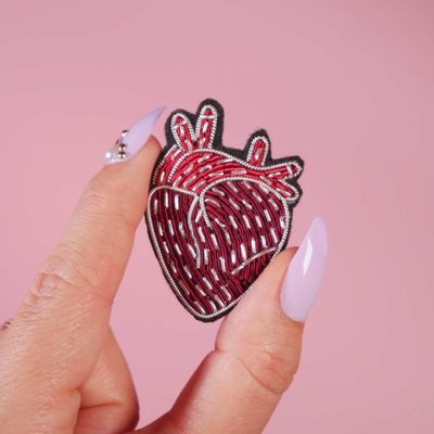 Apparel - Human Heart Brooch - MALICIEUSE