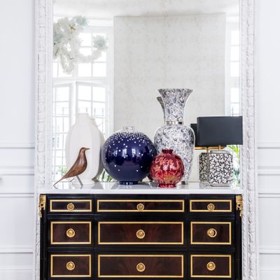 Decorative objects - DE SEZE dresser. - MAISON TAILLARDAT