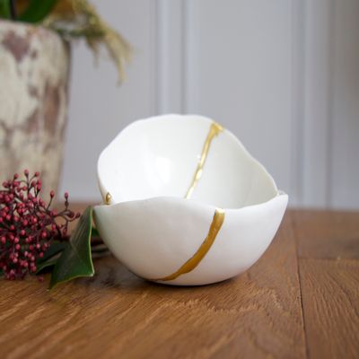 Objets de décoration - KINTSUGI BOL, COUPELLE, PORTE BIJOUX, VIDE-POCHE EN PORCELAINE BLANCHE ET FEUILLE D'OR - MAISON GALA