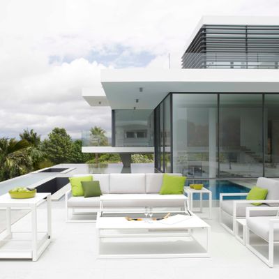 Lounge chairs - Nenix chaise longue - ROYAL BOTANIA