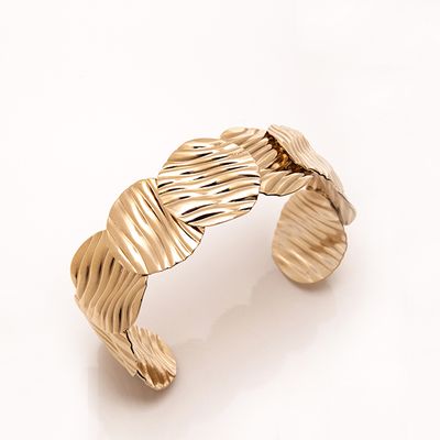 Apparel - WAVY Cuff - LES FEMMES À BARBES