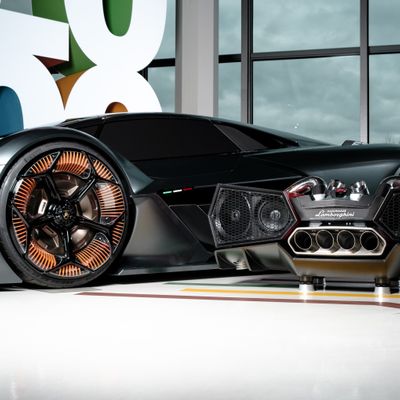 Solutions acoustiques - Enceinte Lamborghini Automobili ESAVOX - IXOOST - ARTISTIC AUDIO