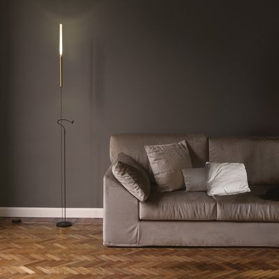 Floor lamps - Equilibrio floor with servoluce - OLIVELAB