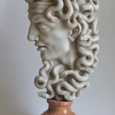 Sculptures, statuettes and miniatures - Marble "Medusa" Head - TODINI SCULTURE