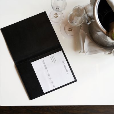 Autres fournitures bureau  - Présentoir pour facture en cuir - MON CINTRE