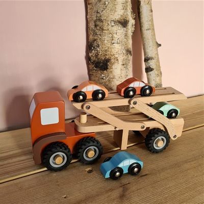 Jouets enfants - 511102 - CAMION DE TRANSPORT POUR VOITURES EN BOIS - EGMONT TOYS
