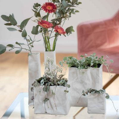 Objets de décoration - Sac en porcelaine. - RAEDER DESIGN STORIES