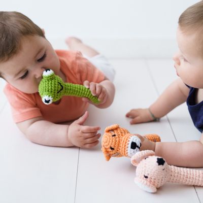 Jouets enfants - hochet en crochet - APUNT BARCELONA