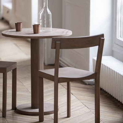 Dining Tables - Galta central leg table - KANN