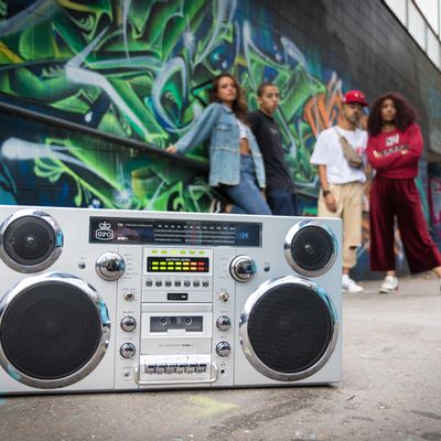 Other smart objects - GPO Brooklyn Boombox - GPO Retro - SAMPLE & SUPPLY