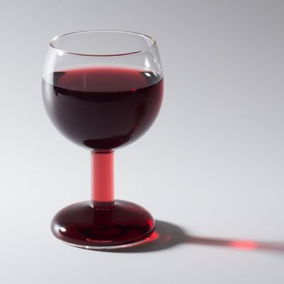 Design objects - VERRE ROUGE, revisited wine glass. - LAURENCE BRABANT EDITIONS