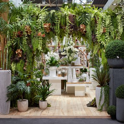 Décorations florales - Arche végétale - LOU DE CASTELLANE - plantes et fleurs artificielles - LOU DE CASTELLANE