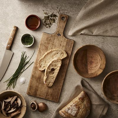 Kitchen utensils - Barbary & Oak Hoxton Ash Wood Serving Board - RKW LTD - BARBARY & OAK