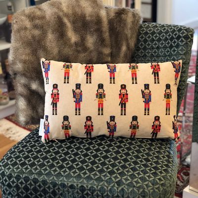 Cushions -    Nutcracker cushion with green or red velvet back - AUTHENTIQUE LIVING