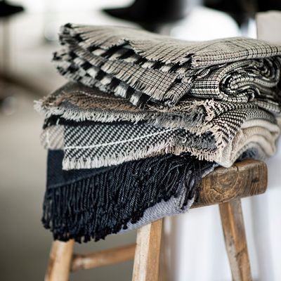 Comforters and pillows - Cashmere throws - ALONPI LIFESTYLE CASHMERE