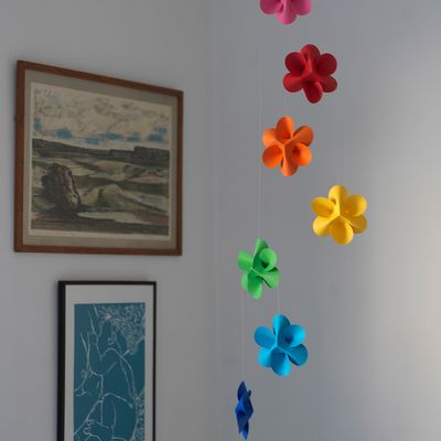 Cadeaux - Flower Mobile, œuvre d'art en papier à suspendre - LIVINGLY