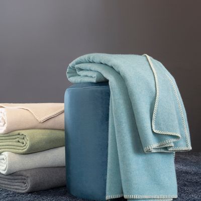 Plaids - Plaid Recover fabriqué à partir de laine recyclée. - BIEDERLACK