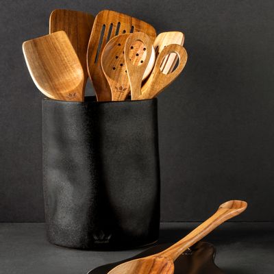 Kitchen utensils - Utensil Holder Ceramic- Dented Crock - Black matt - DUTCHDELUXES INTERNATIONAL BV
