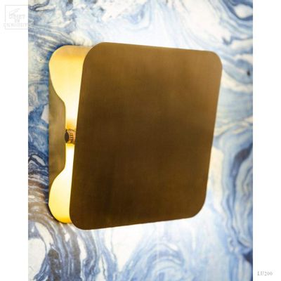 Decorative objects - Our collection of wall lamps - OBJET DE CURIOSITÉ
