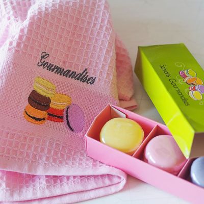 Tea towel - Customizable Macarons Embroidered Honeycomb Tea Towel 45x70cm. - NATURE A SUIVRE