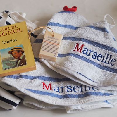Other bath linens - Marseille embroidered striped marinière hand towels, diameter 70cm - NATURE A SUIVRE