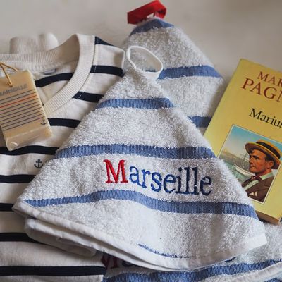 Autres linges de bain - Essuies mains marinière rayé brodé Marseille diamètre 70cm - NATURE A SUIVRE