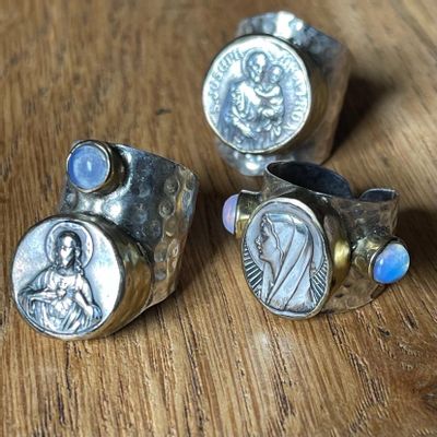 Jewelry - Religious Medal Ring unique piece - ARKEOLOGY