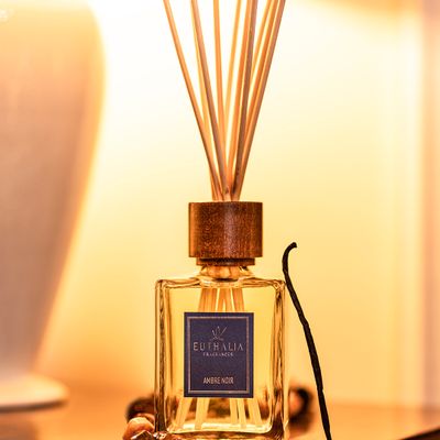 Objets de décoration - Ambre Noir - Parfum d'intérieur - EUTHALIA FRAGRANCES