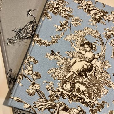 Office sets - NOTEBOOKS BOUND WITH A "TOILE DE JOUY" - LEGATORIA LA CARTA