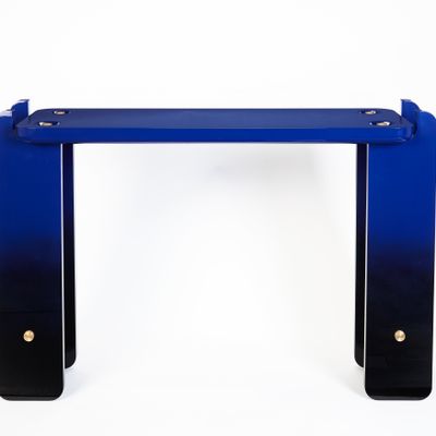 Console table - Ipanema Console in High Gloss Lacquered Wood With Ombre Effect and Ligh Bronze Details - DUISTT