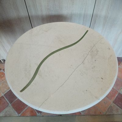 Dining Tables - table in French stone, artistic engraving in resin - BV PIERRES - MOBILIER DESIGN EN PIERRE