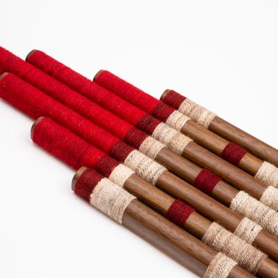 Other caperts - Bench - Ain Alkafa (lashes) - MANAL ALMAIMOUNI