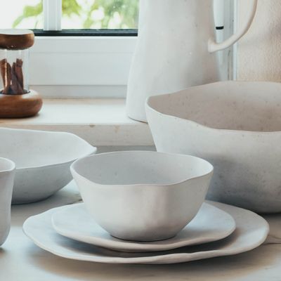 Platter and bowls - Nature Shape Smooth White Bowl - EGG BACK HOME