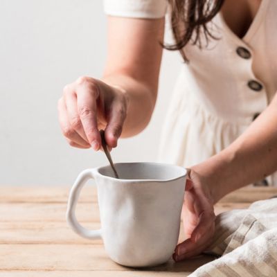 Coffee and tea - Nature Shape Smooth White Mug - EGG BACK HOME