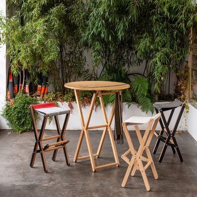 Tables for hotels - DINGHY D table - DVELAS