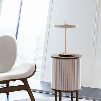 Decorative objects - A Conversation Piece low | lounge chair - UMAGE