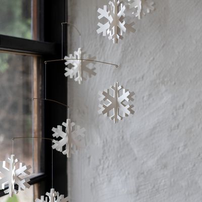 Other Christmas decorations - Snowflake Mobile - LIVINGLY