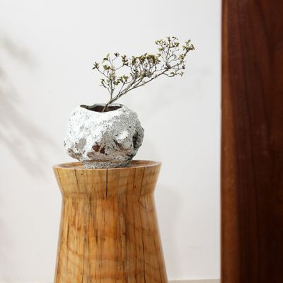 Accessoires de déco extérieure - Vase en céramique au look d'un rocher, design moderne et original. - ELEMENT ACCESSORIES