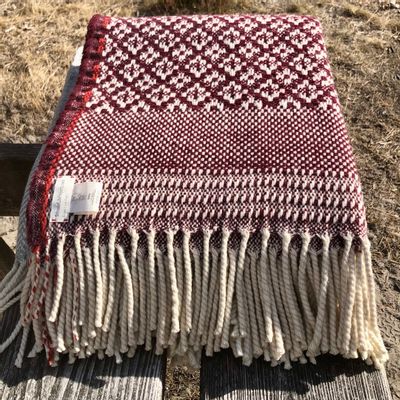 Homewear textile - BLANKET MANTEIGAS IN BORDO, 100% ORGANIC WOOL  - SCHOOLOFLIFEPROJECTS