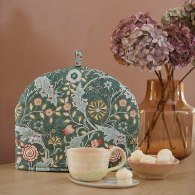 Customizable objects - Teacosies in original William Morris prints from Morris & Co. - SPLIID