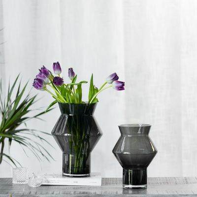 Vases - Vase design de forme cylindrique angulaire, verre gris foncé de haute qualité, CUZ11GR - ELEMENT ACCESSORIES