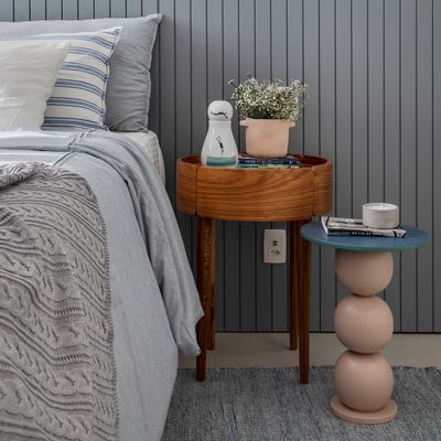 Desks - Dança Side Table - ESTÚDIO MAIS ALMA