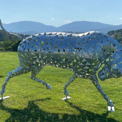 Sculptures, statuettes and miniatures - Bull, monumental sculpture in galvanized metal, 100% recycled, unique piece. - RECYCLAGE DESIGN RÉANIMATEUR D'OBJETS R & D