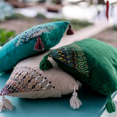 Cushions - Geometries hand painted with tassels - LE BOTTEGHE SU GOLOGONE