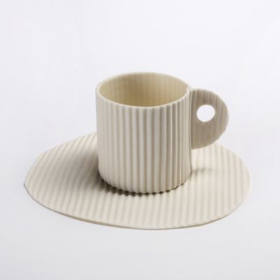 Céramique - Tasses  "carton ondulé" - FANNY LAUGIER PORCELAINE