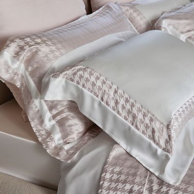 Bed linens - SILKY MIRACLE Houndstooth Sheet Set - SILKY MIRACLE LIMITED