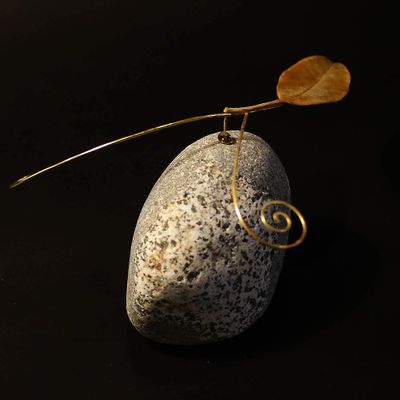 Sculptures, statuettes and miniatures - Stones, Leaves and Feathers - KEIICHI SAITO BY ARTY ARTY