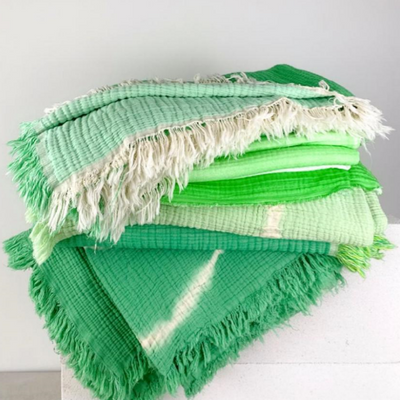 Throw blankets - CUSHION IKAT VELVET SILK - NADIA DAFRI PARIS