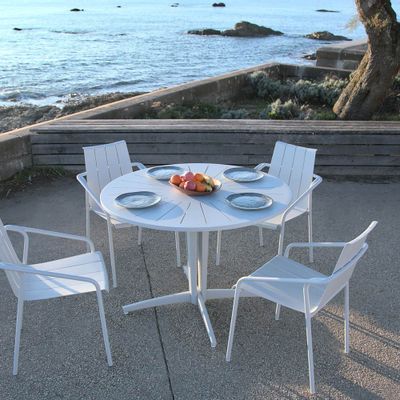 Other tables - FLEOLE round dining table. - EZEÏS